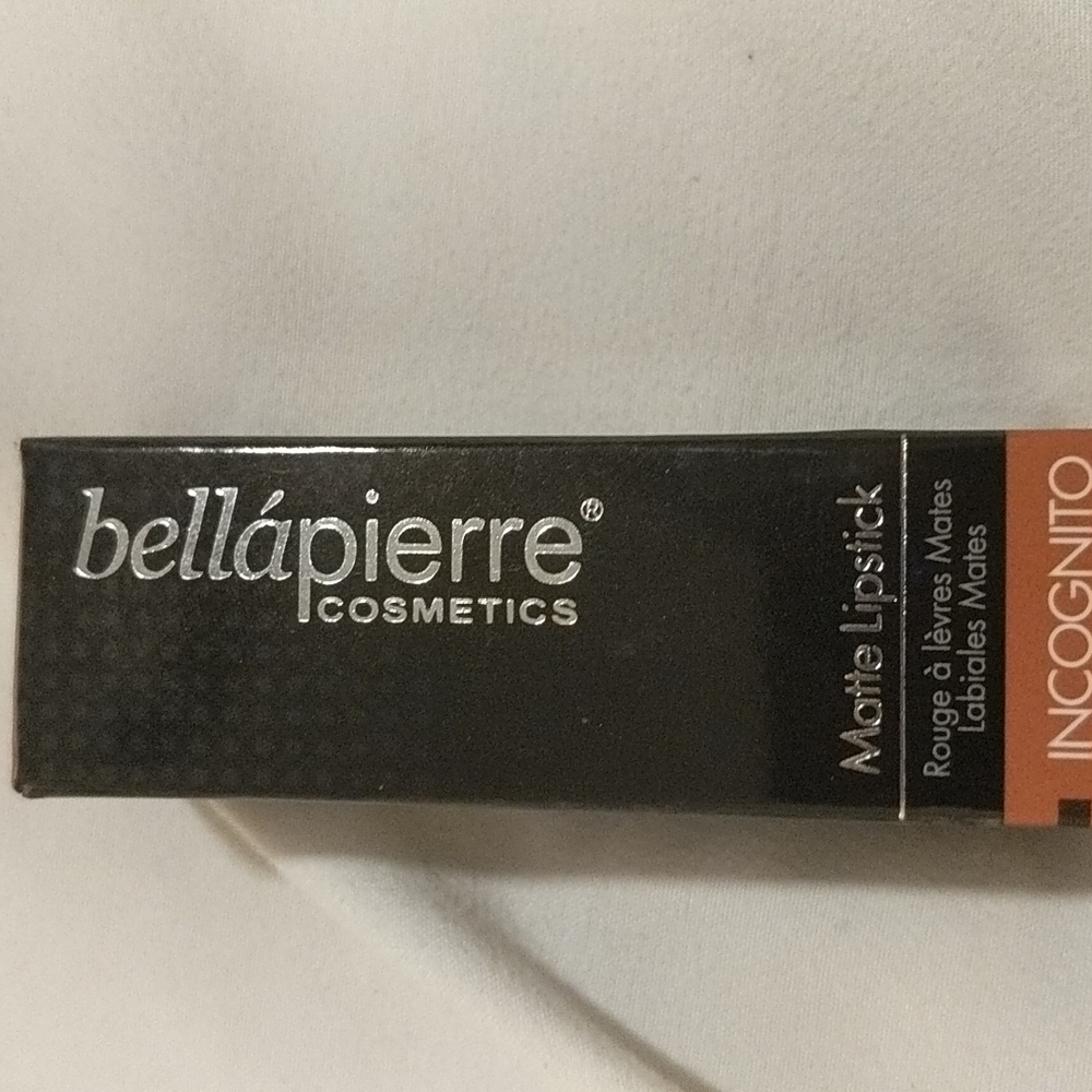 NWT "Bellapierre" lipstick